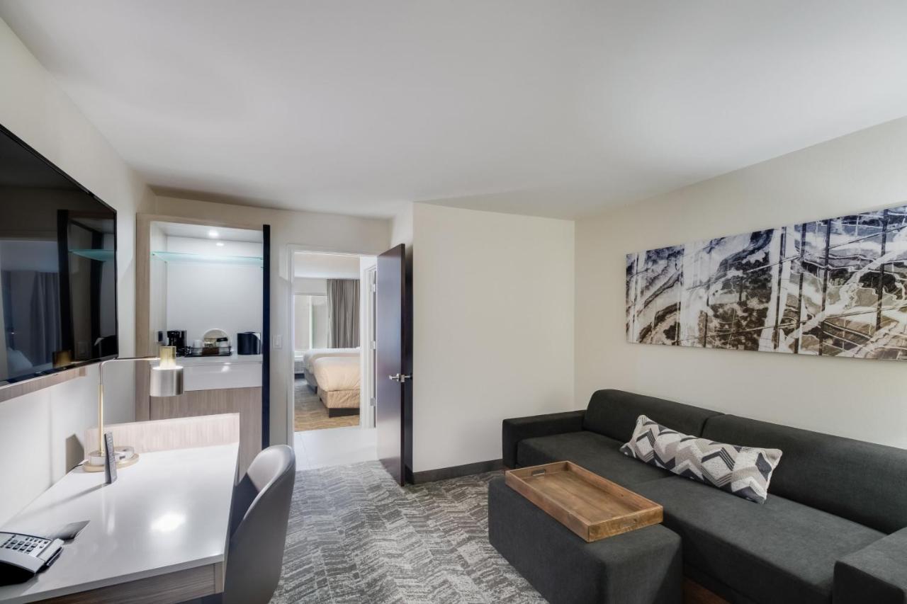 Springhill Suites By Marriott Dallas Nw Highway At Stemmons / I-35East Dış mekan fotoğraf