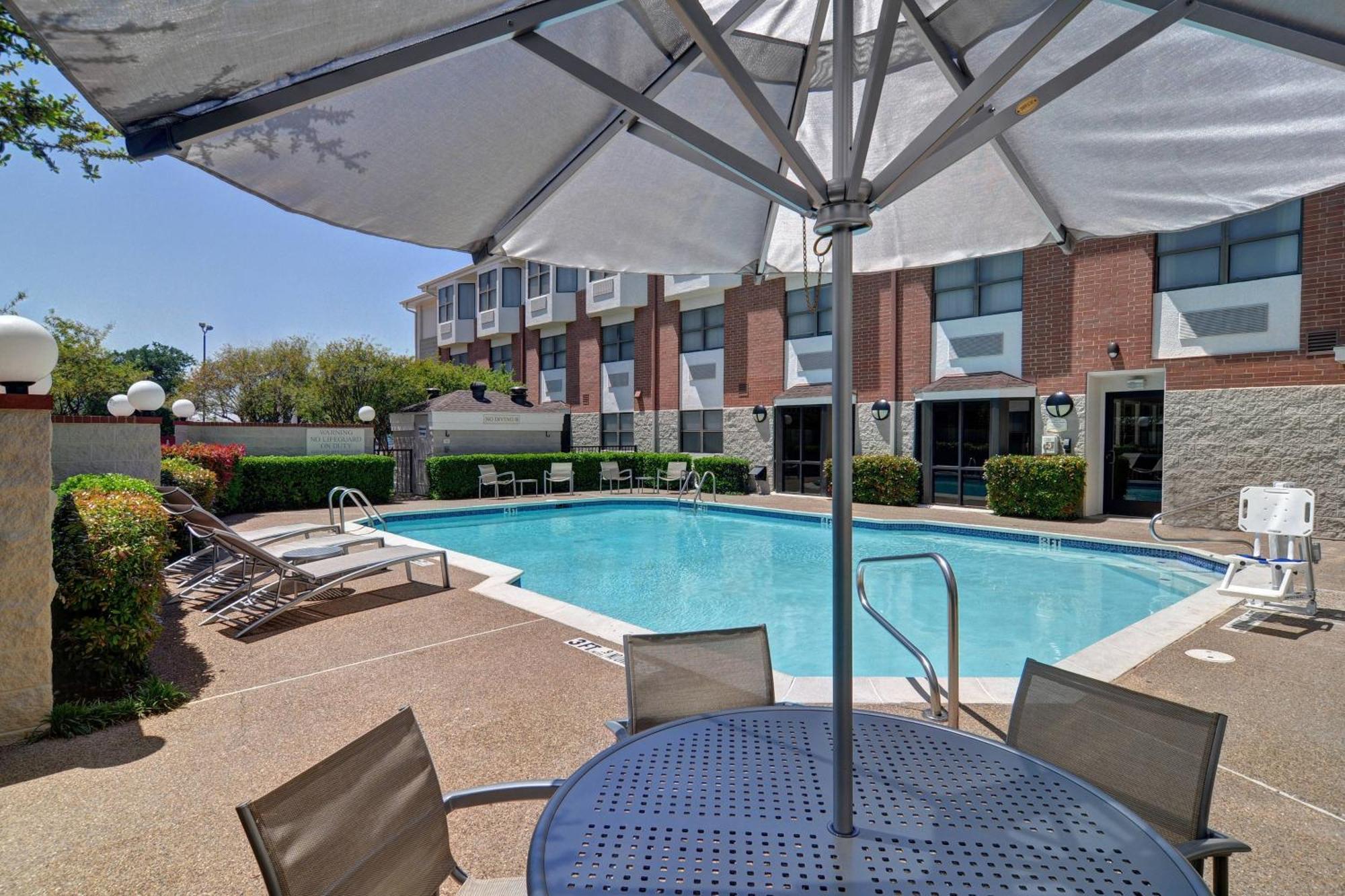 Springhill Suites By Marriott Dallas Nw Highway At Stemmons / I-35East Dış mekan fotoğraf